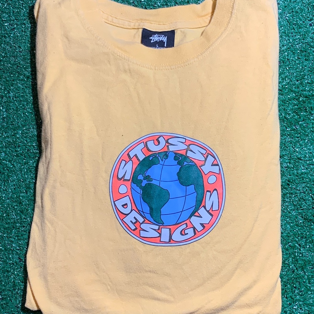 Yellow vintage stussy Tee